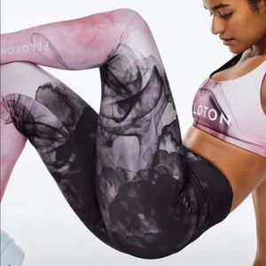 Peloton Mudra Leggings NWT